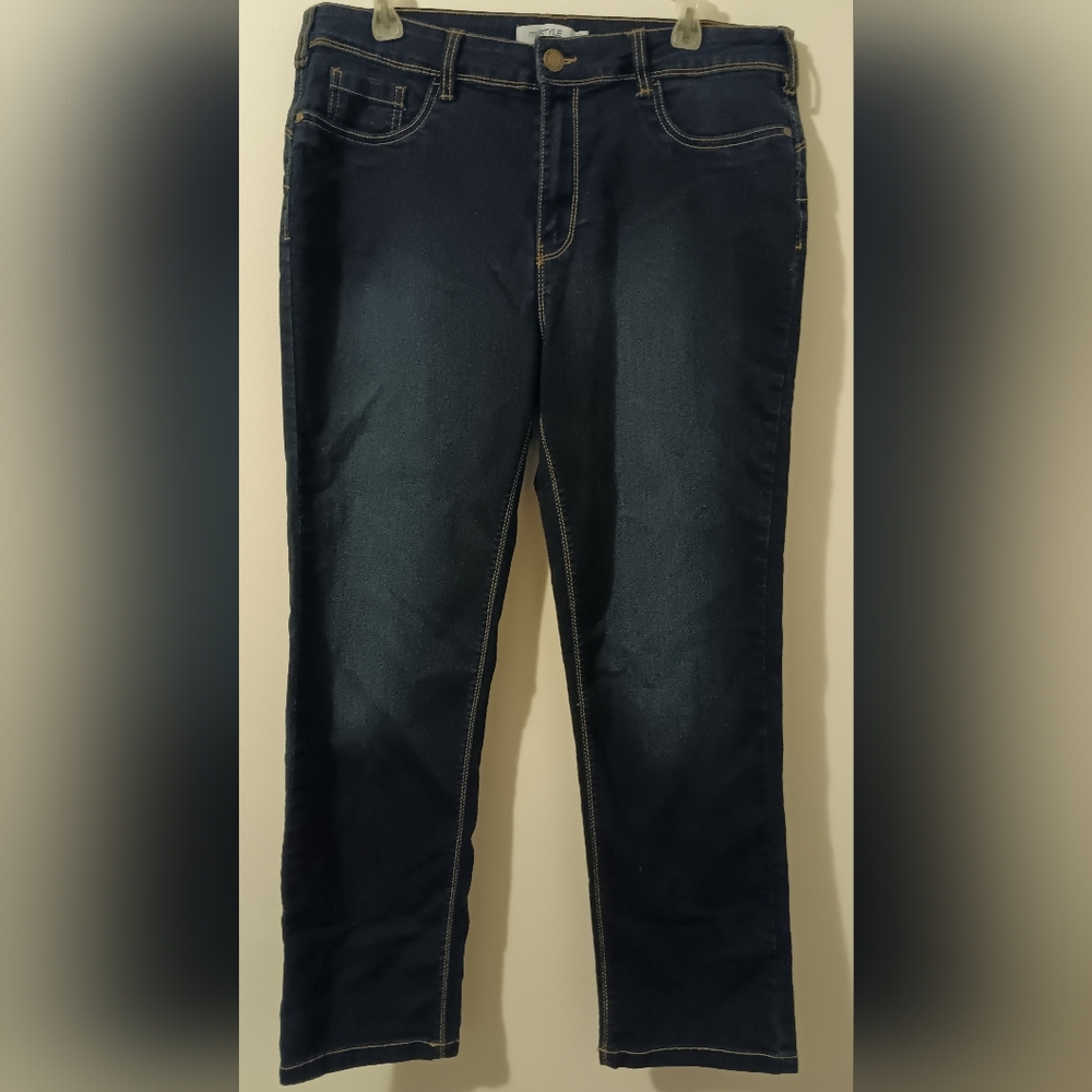 2 For 25$ Women's My Style Blue Jeans.